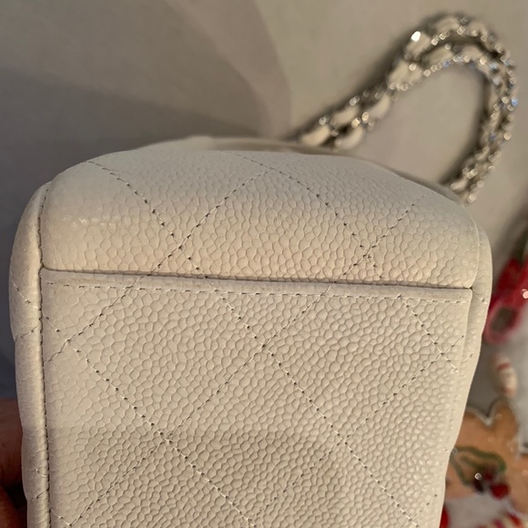 CHANEL Caviar leather Maxi - Picture 12 of 14